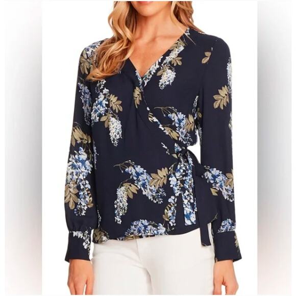Vince Camuto Weeping Willows Wrap Top Size Small - Picture 1 of 9
